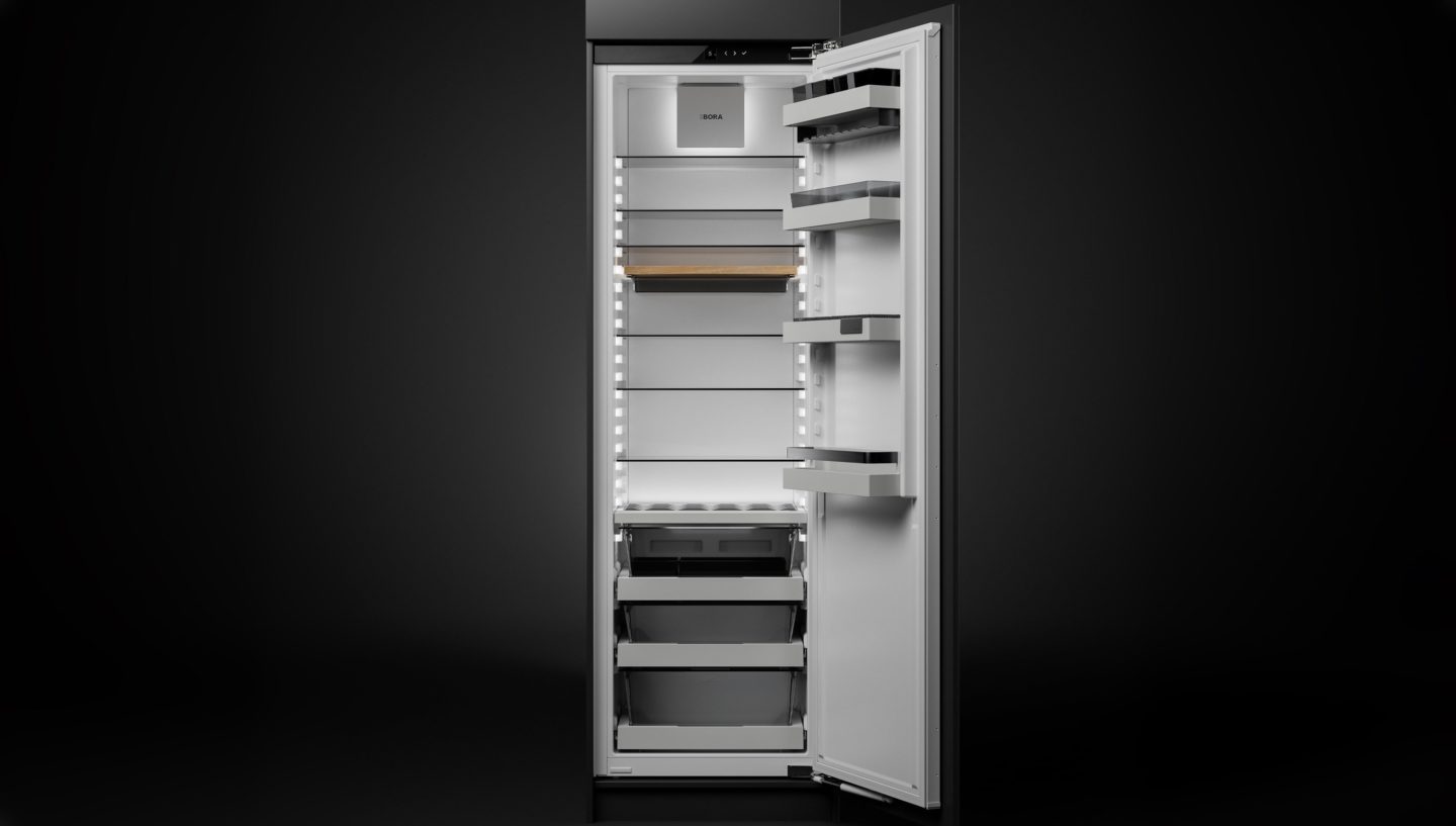 Bild eines geöffneten Kühlschranks